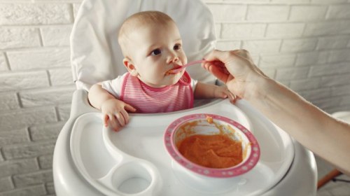 Rozszerzanie diety dziecka – o tym warto pamiętać